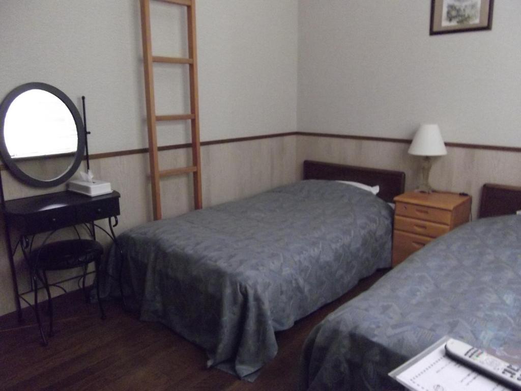Pension Green Lake Gujō Habitación foto